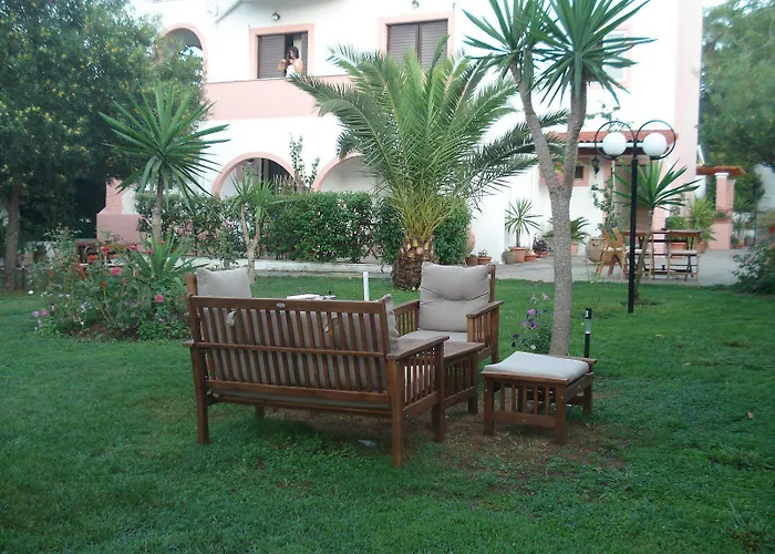 阿夫拉别墅酒店