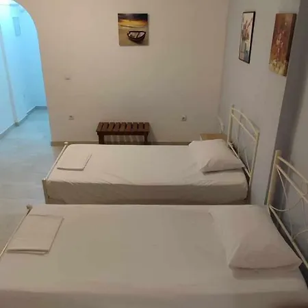 Avra Hotel apartamentowy Dassia (Corfu)