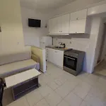 Aparthotel Avra