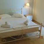 Avra 3*