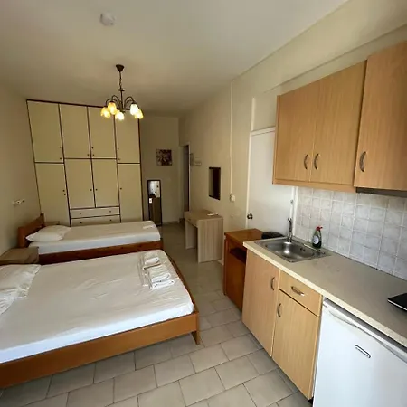 Lejlighedshotel Avra 3*